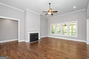 115 Cres Creek Dr, Fayetteville, GA 30215 - Photo 8