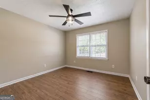 45 Kimberly Dr, Carrollton, GA 30117 - Photo 12