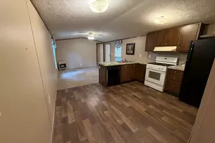 9 Fernwood Ln, Clayton, GA 30525 - Photo 8