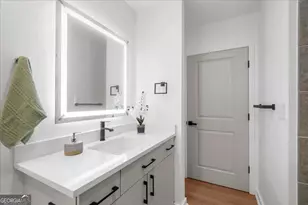 250 Pharr Rd NE, Atlanta, GA 30305 - Photo 26