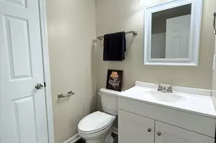190 Charlotte Cir, Statham, GA 30666 - Photo 8