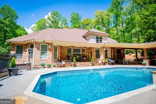39 Cambridge Ln, Bremen, GA 30110 - Photo 2