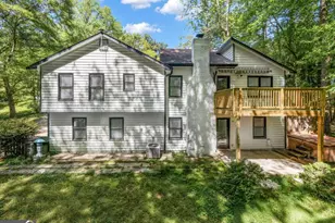 1373 Fairfield Dr SW, Lilburn, GA 30047 - Photo 32