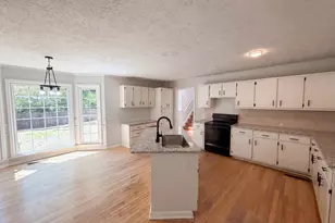 1033 Chestnut Hill Cir SW, Marietta, GA 30064 - Photo 14