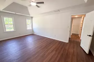 1033 Chestnut Hill Cir SW, Marietta, GA 30064 - Photo 4