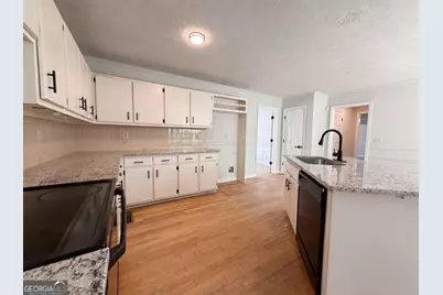 1033 Chestnut Hill Circle SW, Marietta, GA 30064 - Photo 16