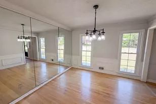 1033 Chestnut Hill Cir SW, Marietta, GA 30064 - Photo 6