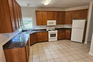 6141 Long Shore Dr, Douglasville, GA 30135 - Photo 6