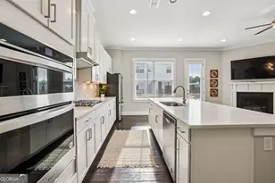 140 Fairview Cir, Roswell, GA 30076 - Photo 14