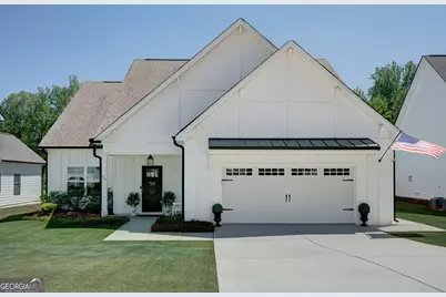 315 Southridge, Senoia, GA 30276 - Photo 1