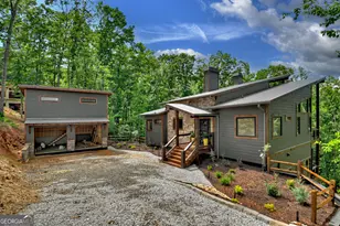 590 Deer Crest Rd, Blue Ridge, GA 30513 - Photo 2