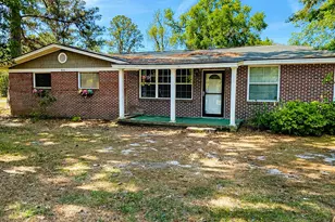 422 S Macon St, Ludowici, GA 31316 - Photo 1