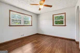 1563 Rockbridge Rd, Stone Mountain, GA 30087 - Photo 24