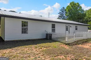 248 Highland Estate, Commerce, GA 30529 - Photo 14