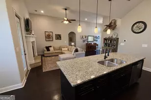 106 Rawlins Point, Perry, GA 31069 - Photo 6