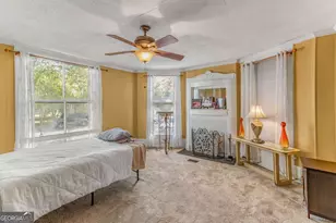 211 W 34th St, Savannah, GA 31401 - Photo 8