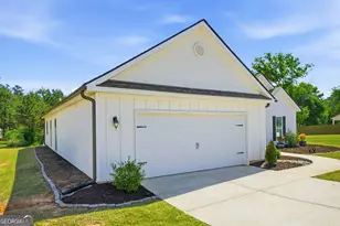 189 Marie Ct, Bethlehem, GA 30620 - Photo 4