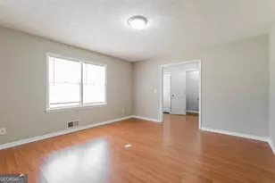 905 N Lassetter Cir, Villa Rica, GA 30180 - Photo 4