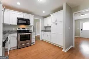 905 N Lassetter Cir, Villa Rica, GA 30180 - Photo 10