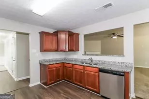 7634 Pine Gables Dr, Riverdale, GA 30296 - Photo 10