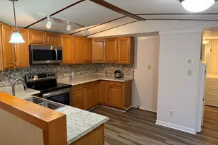106 Kathy Ln, Griffin, GA 30224 - Photo 2