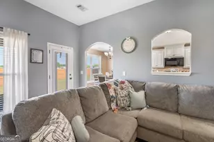 304 Worchester Cir, Perry, GA 31069 - Photo 8