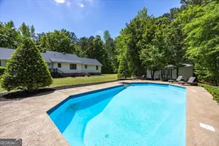 348 Craig Rd, Forsyth, GA 31029 - Photo 2