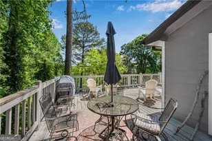 6275 Woodlake Dr, Buford, GA 30518 - Photo 28