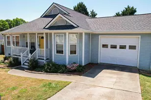 209 Stoney Brook Dr, Carrollton, GA 30116 - Photo 2