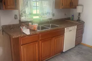 611 Woods Dr NW, Atlanta, GA 30318 - Photo 14