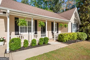 153 Creekside Dr, McDonough, GA 30252 - Photo 2