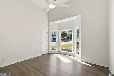 301 Oak Terrace, Alpharetta, GA 30009 - Photo 8