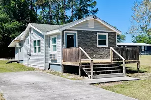 145 Sycamore St, Jesup, GA 31545 - Photo 2