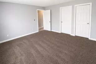 6301 Fairington Ridge Cir, Lithonia, GA 30038 - Photo 12