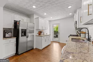 702 Burbank Dr SE, Smyrna, GA 30080 - Photo 8