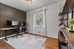 702 Burbank Dr SE, Smyrna, GA 30080 - Photo 14