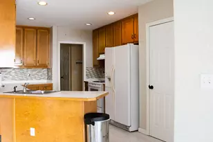 7036 Wind Run Way, Stone Mountain, GA 30087 - Photo 6