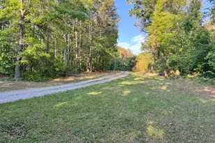873 E Point Rd, Cedartown, GA 30125 - Photo 14