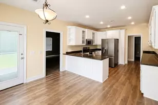 1024 Holly Estated Rd, Tarrytown, GA 30470 - Photo 2