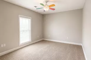 1024 Holly Estated Rd, Tarrytown, GA 30470 - Photo 10