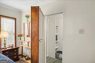 154 Azalea Ave, Savannah, GA 31408 - Photo 18