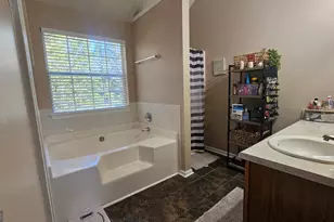 4655 Millenium View Ct, Snellville, GA 30039 - Photo 16