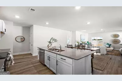 5439 Baybrook Circle, South Fulton, GA 30349 - Photo 2