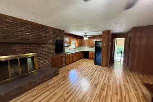 135 Kennesaw Dr, Thomaston, GA 30286 - Photo 12