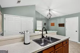 410 Shadowbrook Cir, Springfield, GA 31329 - Photo 10