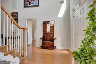 374 Persimmon Dr, Sharpsburg, GA 30277 - Photo 8