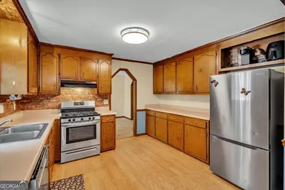 938 King Arthur Drive, Macon, GA 31220 - Photo 10