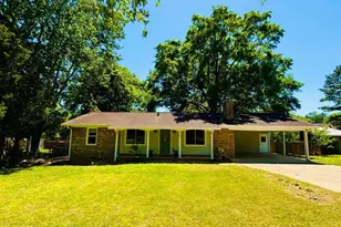 445 Vincent Dr, Athens, GA 30607 - Photo 1