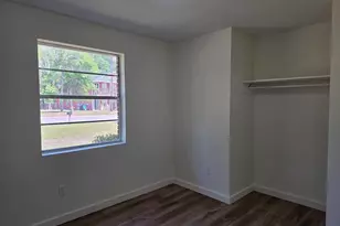309 E 3rd St, Springfield, GA 31329 - Photo 10
