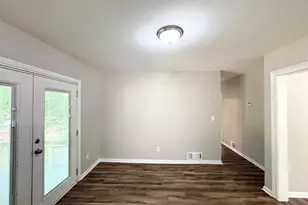 2185 Chinaberry Way SW, Atlanta, GA 30311 - Photo 10